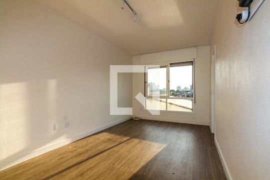 Sala de apartamento para alugar com 1 quarto, 32m² em Partenon, Porto Alegre