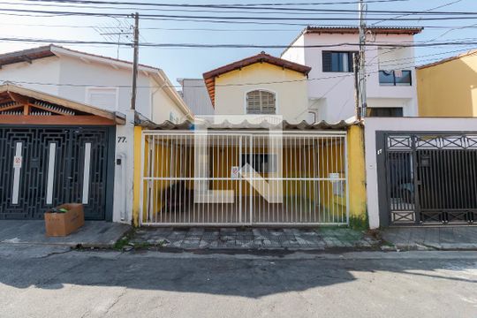 Fachada de casa para alugar com 3 quartos, 190m² em Vila Nair, São Paulo