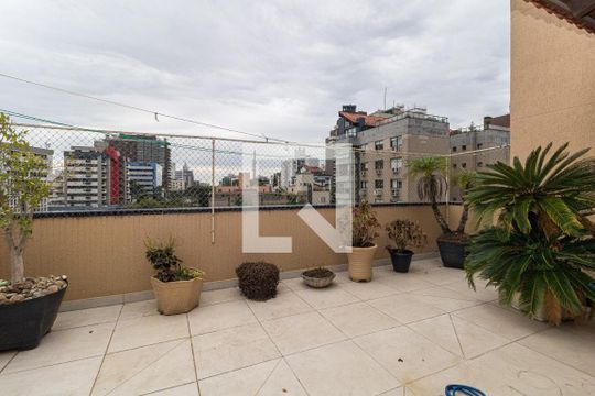 Varanda de apartamento à venda com 3 quartos, 200m² em Lageado, Porto Alegre