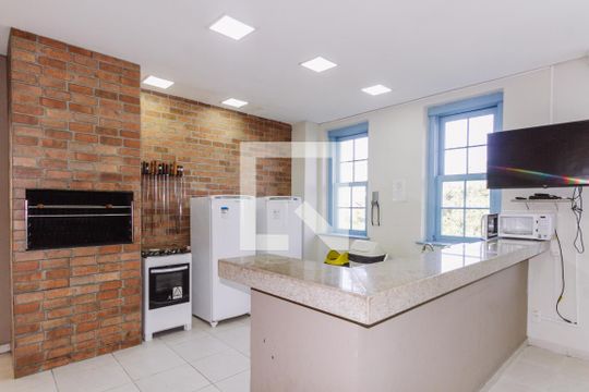 Apartamento à venda com 3 quartos, 74m² em Teresópolis, Porto Alegre