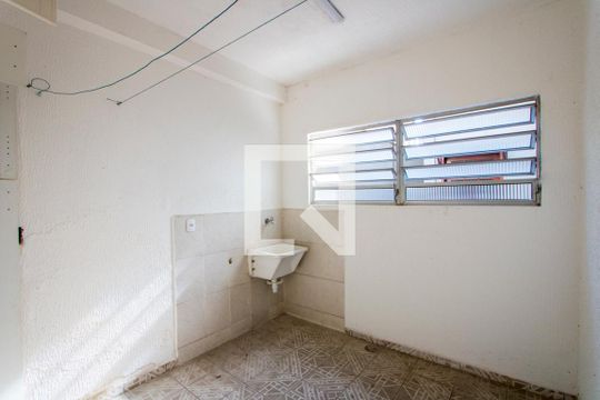 Área de serviço de casa à venda com 3 quartos, 167m² em Vila Homero Thon, Santo André