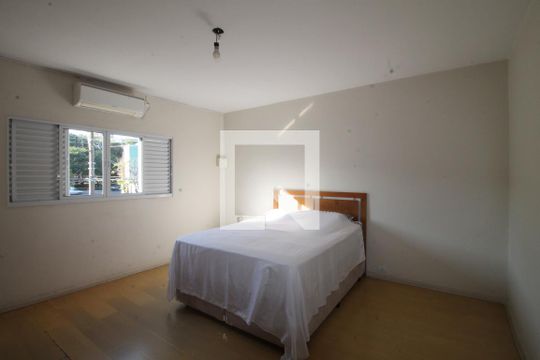 Quarto 1   de casa à venda com 3 quartos, 196m² em Jardim Jaú (zona Leste), São Paulo