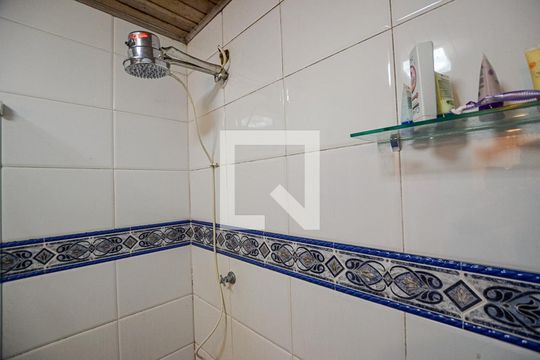 Banheiro do Quarto 3 de casa à venda com 4 quartos, 250m² em Itaipu, Niterói