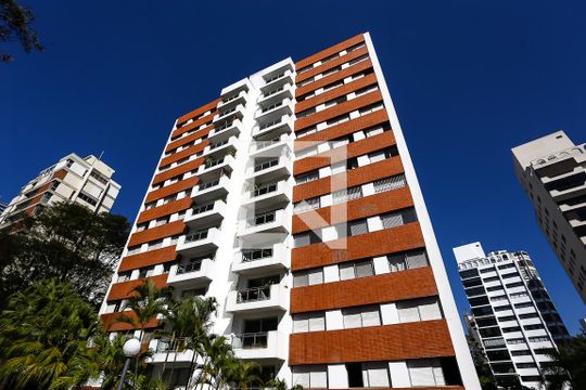Fachada de apartamento à venda com 3 quartos, 241m² em Real Parque, São Paulo