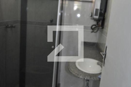banheiro de apartamento à venda com 2 quartos, 68m² em Sampaio, Rio de Janeiro