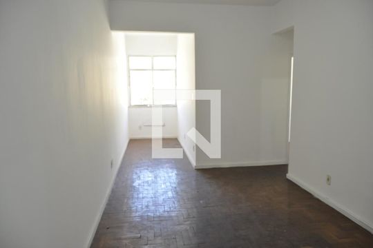 Sala de apartamento à venda com 2 quartos, 68m² em Sampaio, Rio de Janeiro