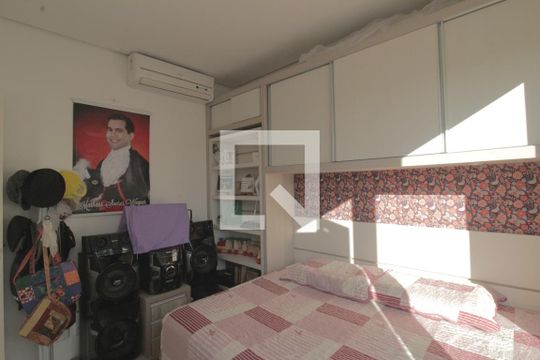 Quarto 1 de casa à venda com 3 quartos, 484m² em Niterói, Canoas