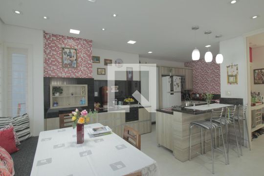 Cozinha de casa à venda com 3 quartos, 484m² em Niterói, Canoas