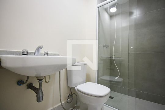 Banheiro de apartamento à venda com 3 quartos, 74m² em Jardim Ampliacao, São Paulo