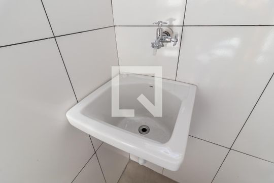Área de Serviço de apartamento para alugar com 2 quartos, 32m² em Carandiru, São Paulo
