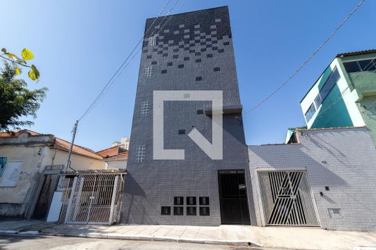 Fachada do Condomínio de apartamento para alugar com 2 quartos, 32m² em Carandiru, São Paulo