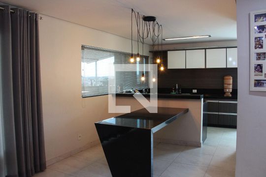 Cozinha de casa à venda com 2 quartos, 150m² em Santa Maria, Contagem