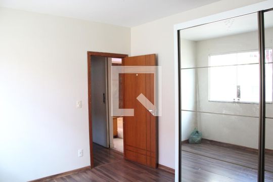 Quarto 1 de casa à venda com 2 quartos, 150m² em Santa Maria, Contagem