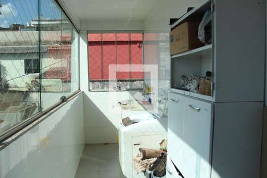 Área de serviço de casa à venda com 2 quartos, 150m² em Santa Maria, Contagem