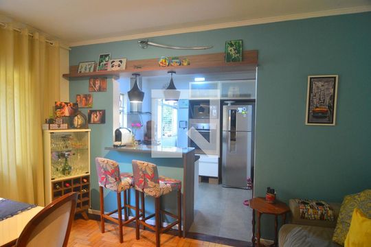 Sala de apartamento à venda com 2 quartos, 64m² em Centro, Canoas