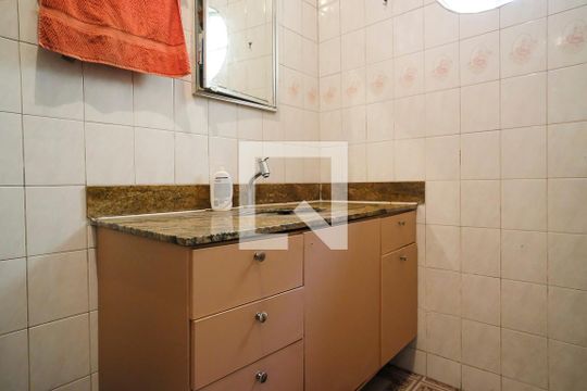 Banheiro 1 de casa à venda com 5 quartos, 380m² em Barcelona, São Caetano do Sul