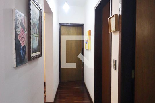Corredor de apartamento à venda com 3 quartos, 74m² em Vila Guiomar, Santo André