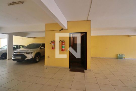 Garagem de apartamento à venda com 3 quartos, 74m² em Vila Guiomar, Santo André