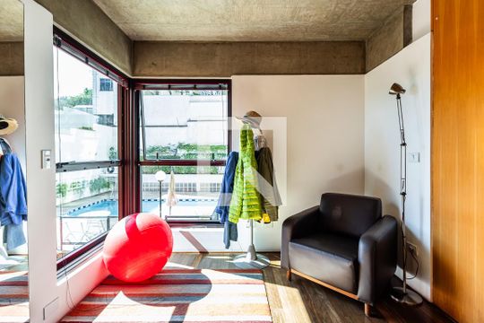 Closet da suíte de apartamento à venda com 2 quartos, 140m² em Pinheiros, São Paulo