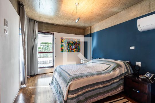 Suíte de apartamento à venda com 2 quartos, 140m² em Pinheiros, São Paulo