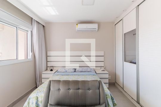 Quarto de kitnet/studio para alugar com 1 quarto, 38m² em Centro, Guarulhos