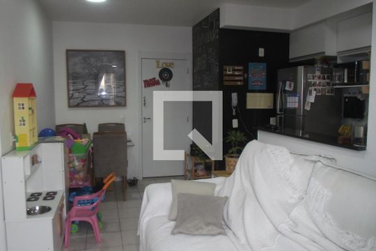 Sala de apartamento à venda com 2 quartos, 56m² em Del Castilho, Rio de Janeiro