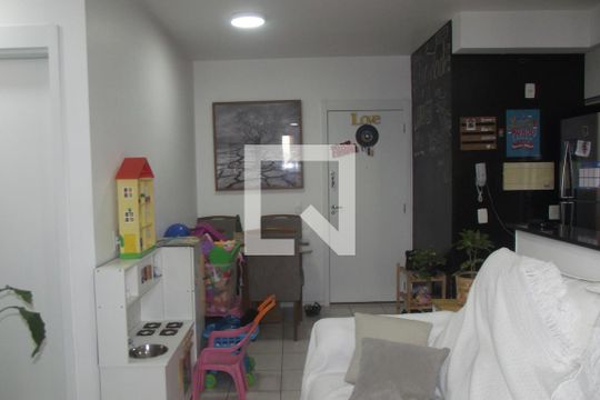 Sala de apartamento à venda com 2 quartos, 56m² em Del Castilho, Rio de Janeiro