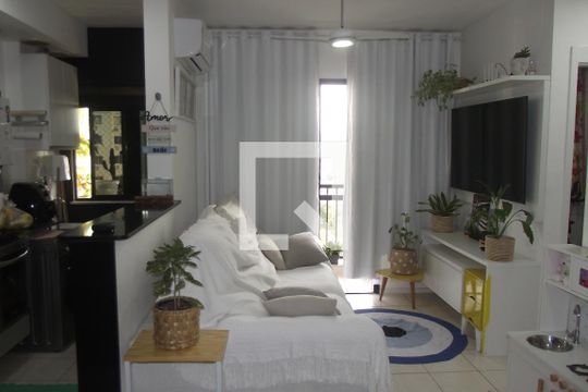 Sala de apartamento à venda com 2 quartos, 56m² em Del Castilho, Rio de Janeiro