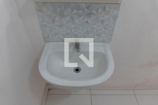Banheiro de apartamento à venda com 2 quartos, 72m² em Bela Vista, São Paulo