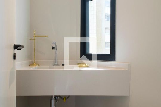 Lavabo de apartamento à venda com 4 quartos, 210m² em Santana, São Paulo
