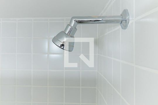 Banheiro de apartamento para alugar com 1 quarto, 32m² em Centro, Rio de Janeiro