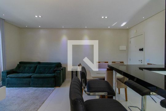 Sala de apartamento para alugar com 2 quartos, 56m² em Jardim Barbacena, Cotia