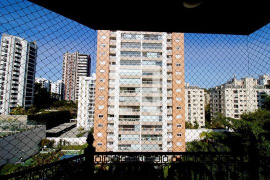 Varanda de apartamento à venda com 3 quartos, 127m² em Real Parque, São Paulo