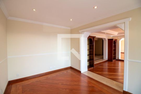 Sala da Lareira de apartamento à venda com 5 quartos, 630m² em Vila Congonhas, São Paulo
