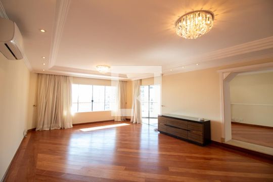 Apartamento à venda com 5 quartos, 630m² em Vila Congonhas, São Paulo