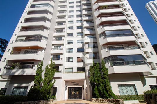 Fachada de apartamento à venda com 5 quartos, 630m² em Vila Congonhas, São Paulo