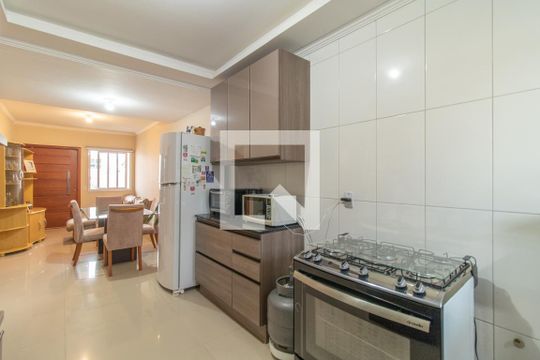 Cozinha de casa à venda com 2 quartos, 70m² em Aberta dos Morros, Porto Alegre