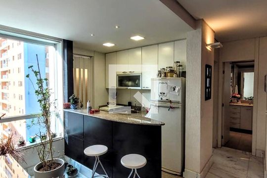 Cozinha de apartamento à venda com 1 quarto, 60m² em Santo Agostinho, Belo Horizonte