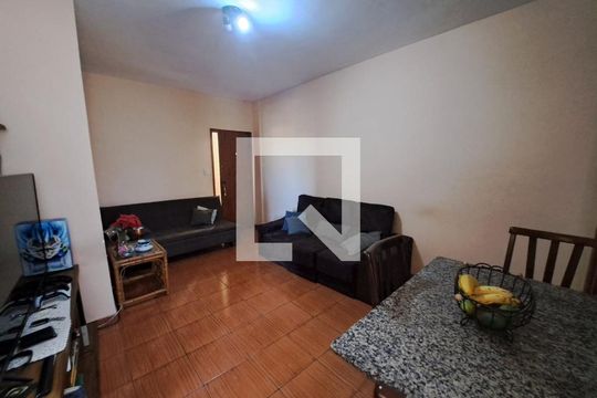 Sala  de apartamento à venda com 2 quartos, 66m² em Heliópolis, Belo Horizonte