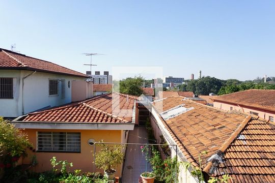 Vista de casa à venda com 6 quartos, 297m² em Vila Butantã, São Paulo