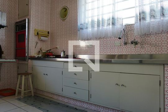 Cozinha de casa à venda com 6 quartos, 297m² em Vila Butantã, São Paulo