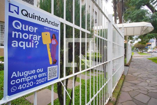 Fachada do Prédio de apartamento à venda com 1 quarto, 30m² em Mont’serrat, Porto Alegre