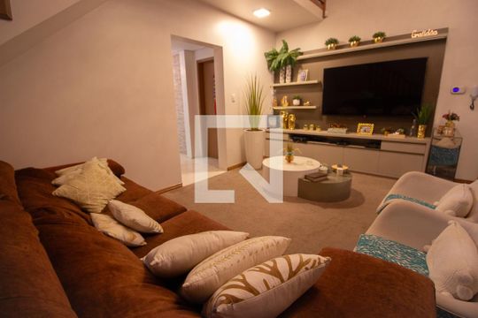 Sala de casa à venda com 4 quartos, 736m² em São Jorge, Novo Hamburgo