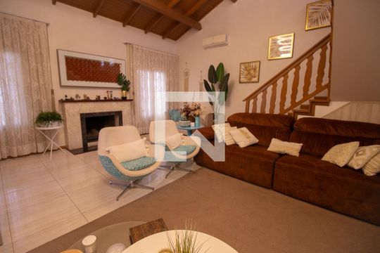 Sala de casa à venda com 4 quartos, 736m² em São Jorge, Novo Hamburgo