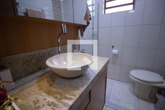 Banheiro de casa à venda com 4 quartos, 736m² em São Jorge, Novo Hamburgo