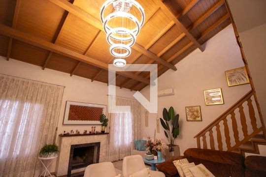Sala de casa à venda com 4 quartos, 736m² em São Jorge, Novo Hamburgo