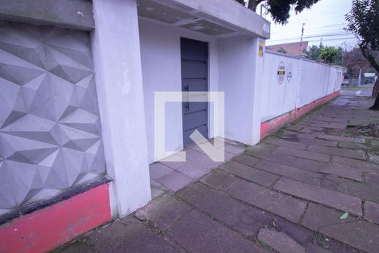 Fachada de casa à venda com 4 quartos, 736m² em São Jorge, Novo Hamburgo