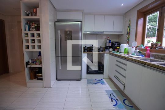 Cozinha de casa à venda com 4 quartos, 736m² em São Jorge, Novo Hamburgo