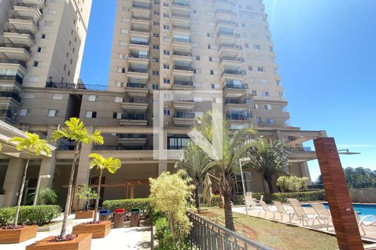 Área comum- Piscina de apartamento para alugar com 1 quarto, 50m² em Sítio Tamboré Alphaville, Barueri