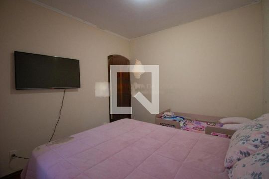 Casa à venda com 4 quartos, 235m² em Nova Petrópolis, São Bernardo do Campo